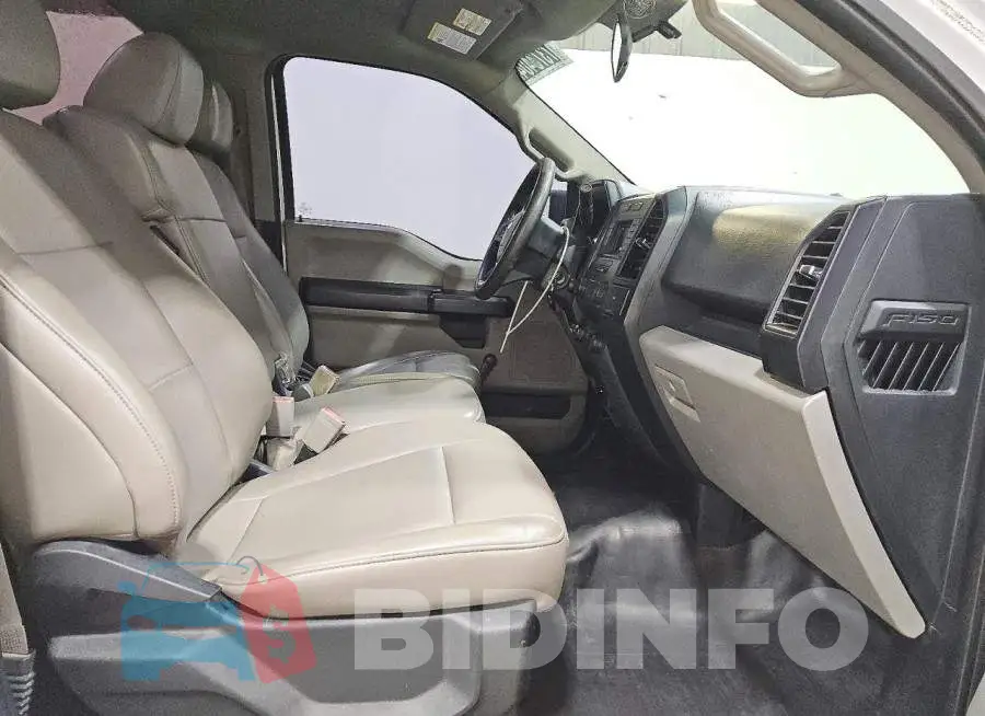 1FTMF1EB2JFD61177 Photo# 13