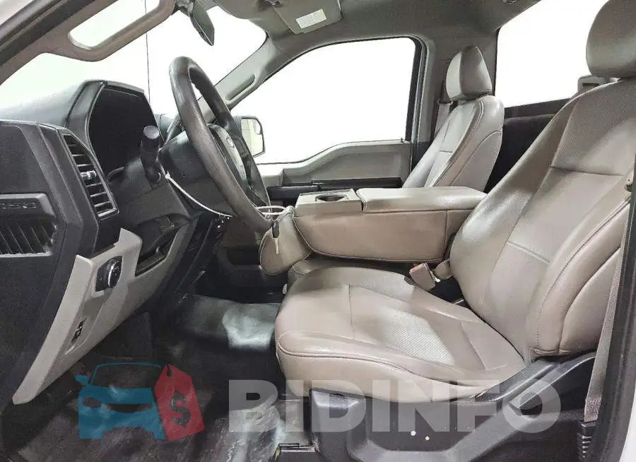 1FTMF1EB9JFD61175 Photo# 7
