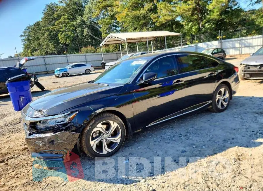 1HGCV2F50JA025961 Photo# 1