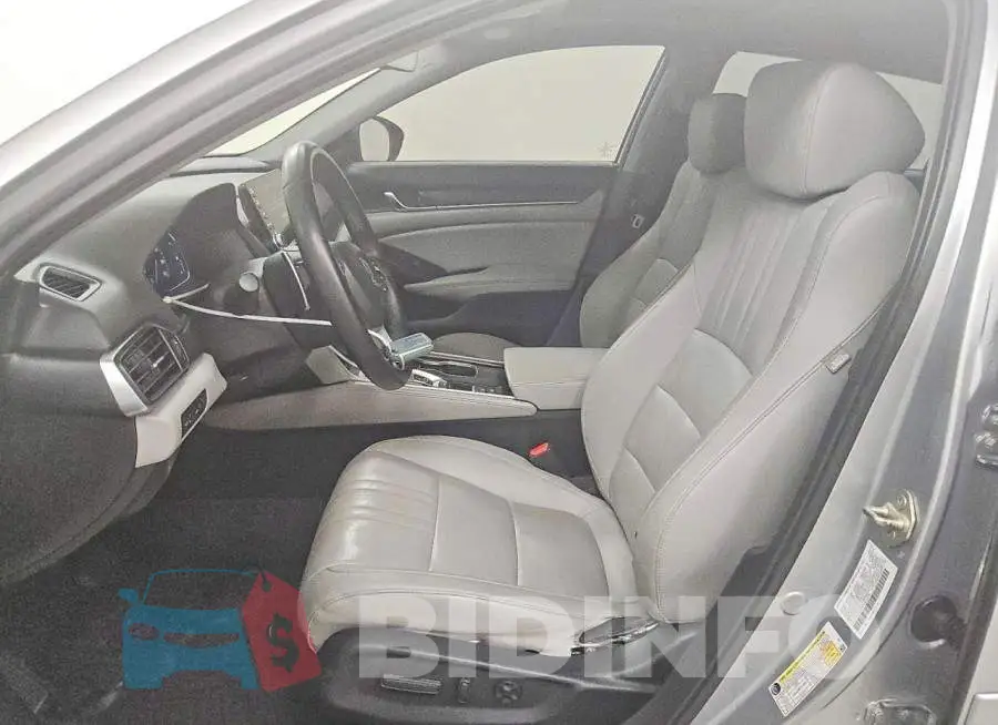 1HGCV2F90KA021574 Photo# 7