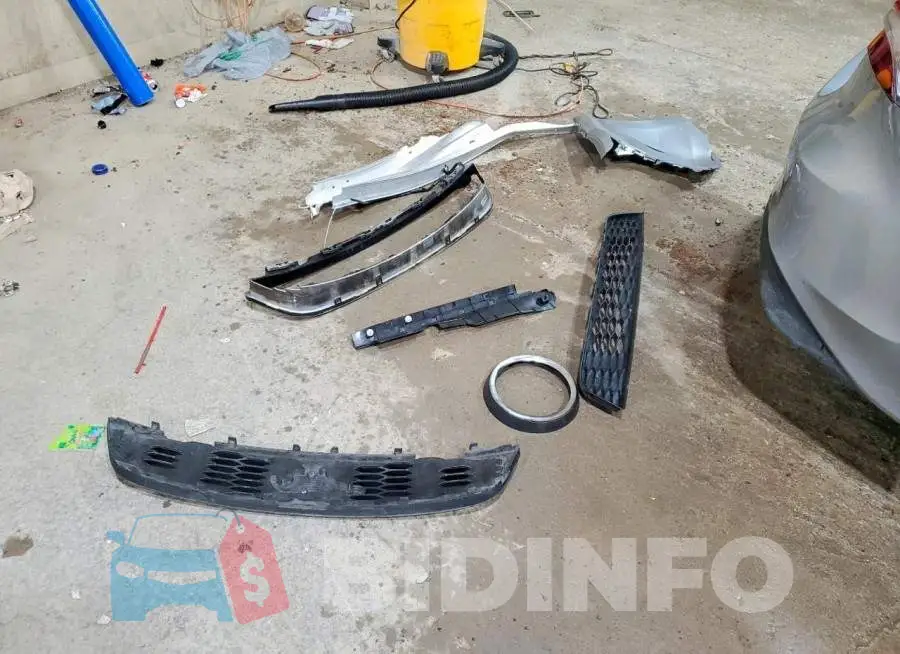 4T1F31AK2PU618037 Photo# 12