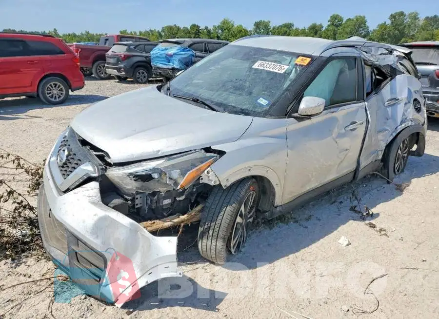 3N1CP5CV3LL523729 Photo# 1