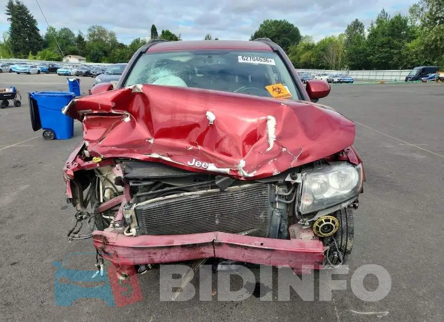 1C4NJDEB6HD154592 Photo# 5