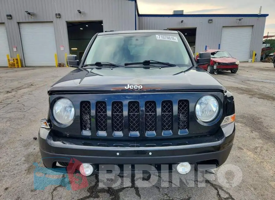 1C4NJRBB5HD150910 Photo# 5