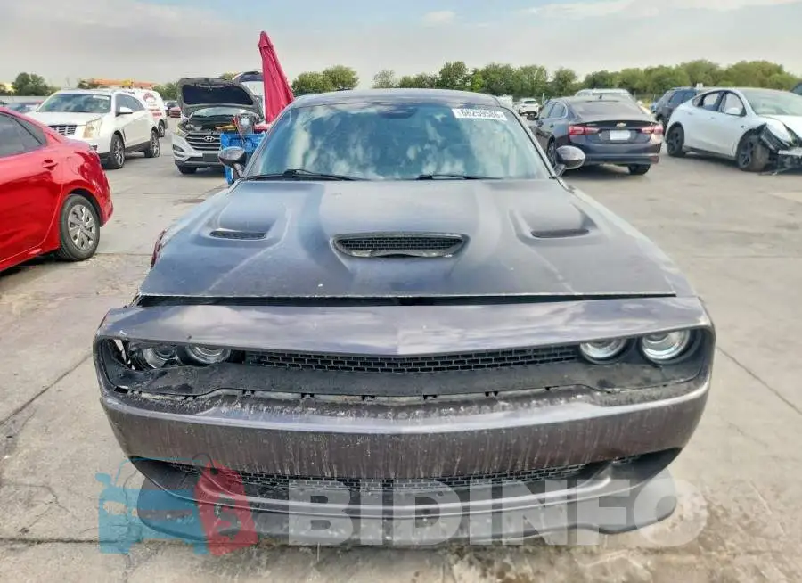 2C3CDZAG1JH111076 Photo# 5