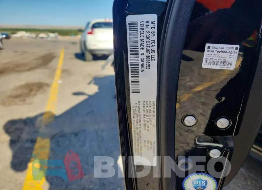 2C3CDZFJ6PH688652 Photo# 12