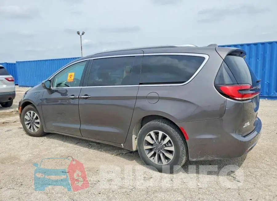 2C4RC1L75MR596330 Photo# 2