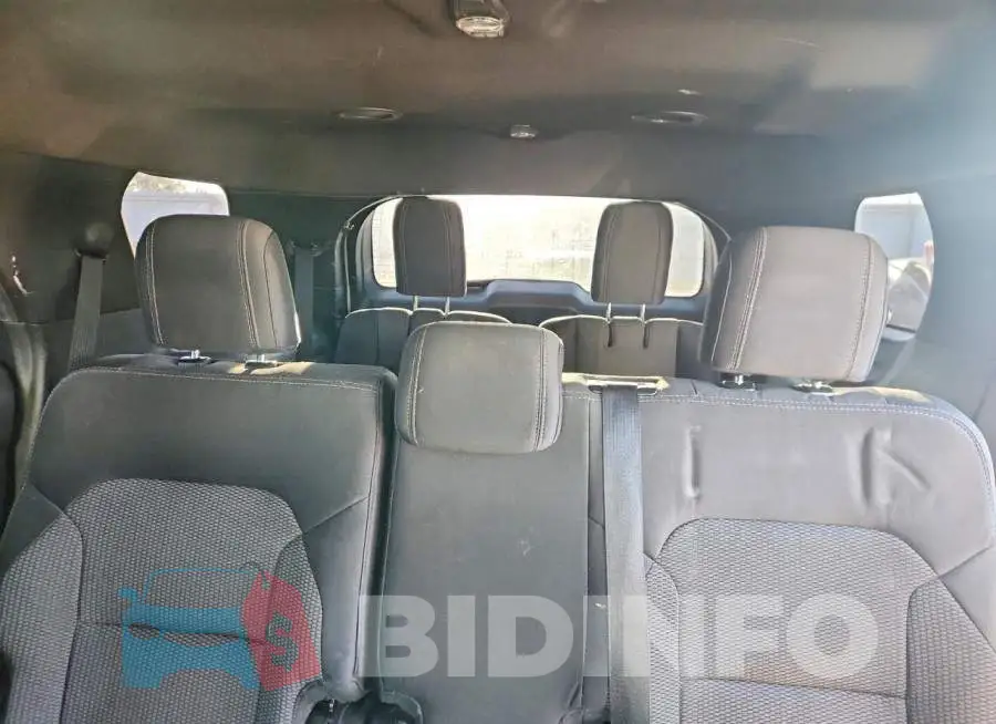 1FM5K8DH5JGC65824 Photo# 10