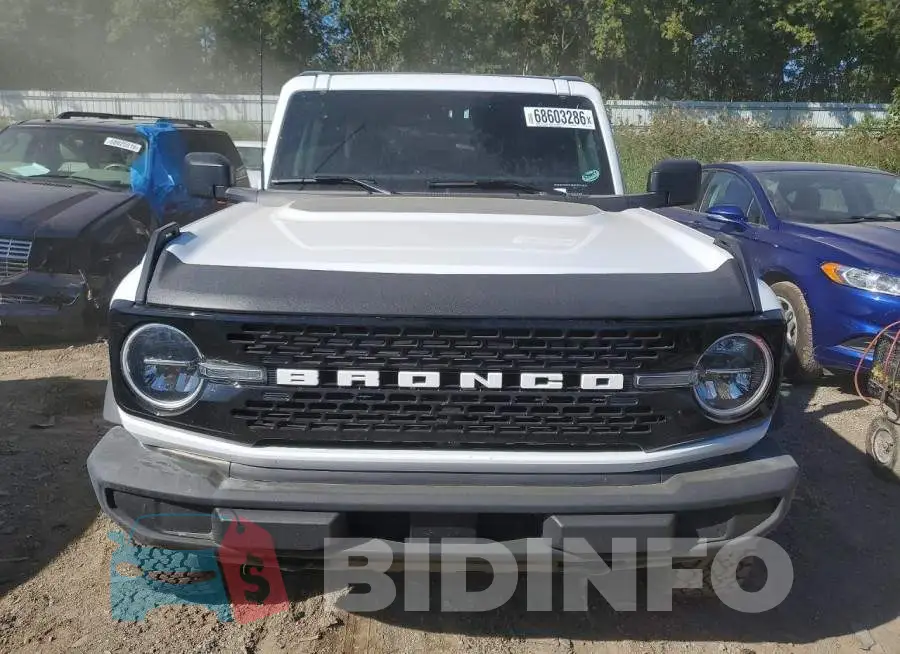 1FMDE7BH8SLB71140 Photo# 5