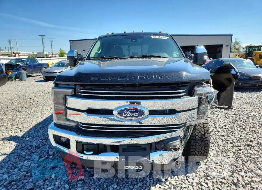 1FT7W2B68JEB34642 Photo# 5