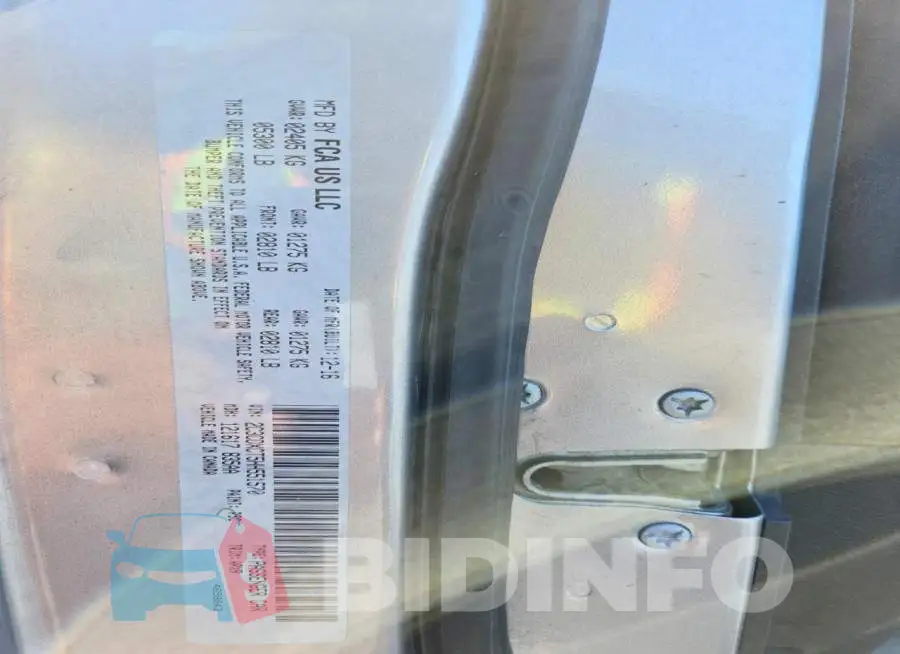2C3CDXCT5HH551570 Photo# 12