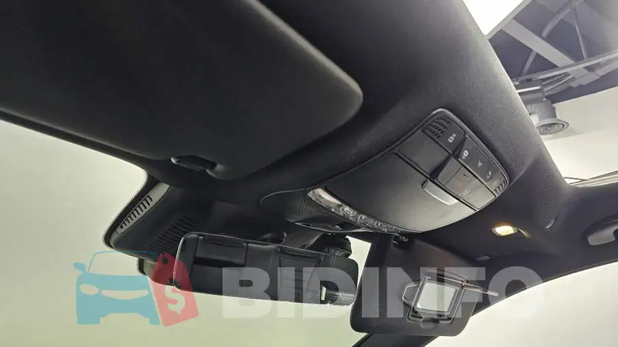 W1KZF4FB8MA954913 Photo# 28