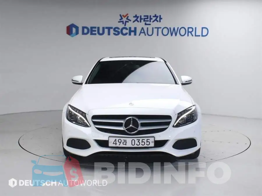 WDDWF3HB3GF231827 Photo# 1
