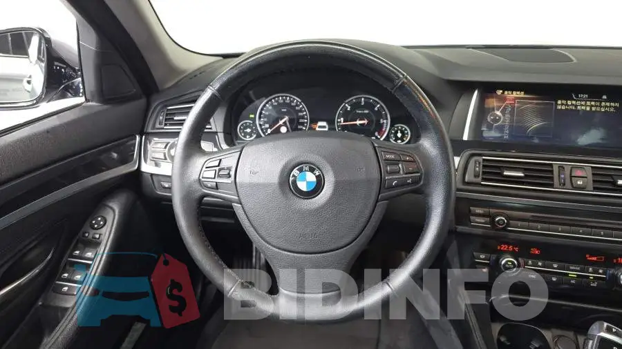 WBA5E710XGG159122 Photo# 13
