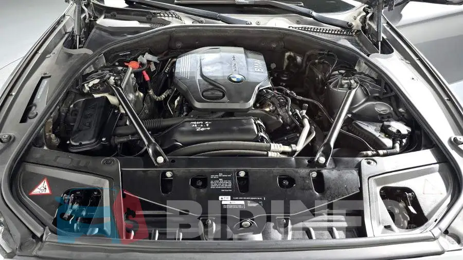 WBA5E710XGG159122 Photo# 6
