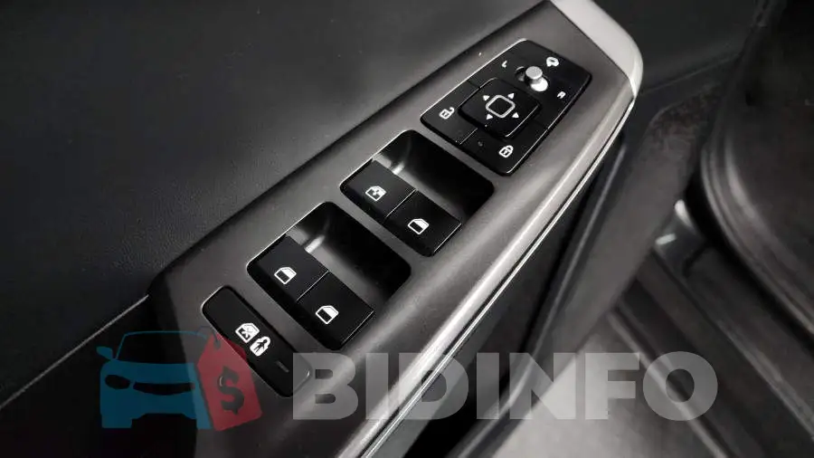 KNAC281CPPA100095 Photo# 29
