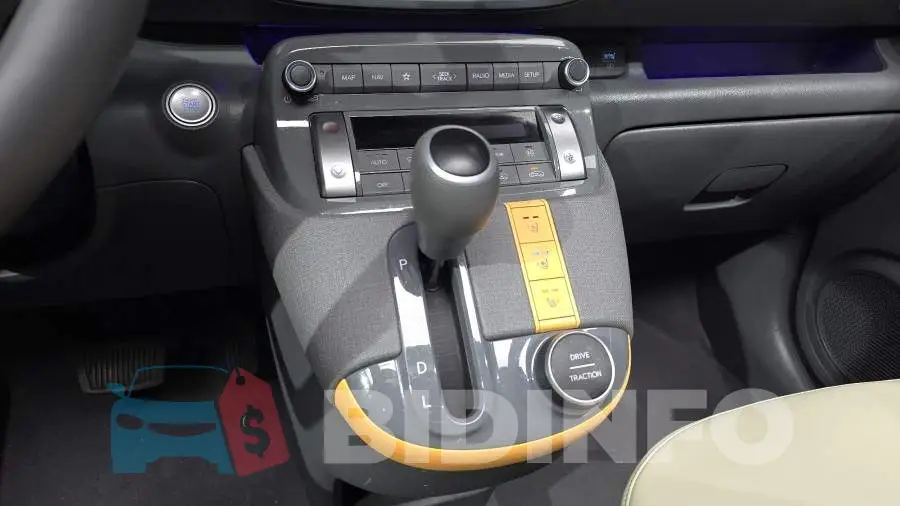 KMHB3516BPW058979 Photo# 9