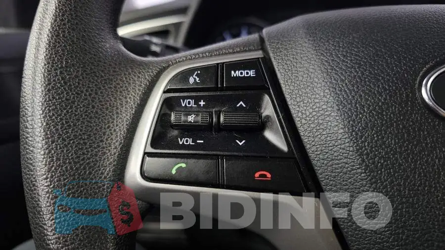 KMHD641DBJU731361 Photo# 28