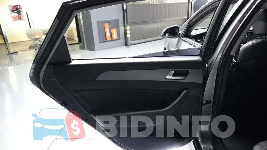 KMHE241CBJA360309 Photo# 25