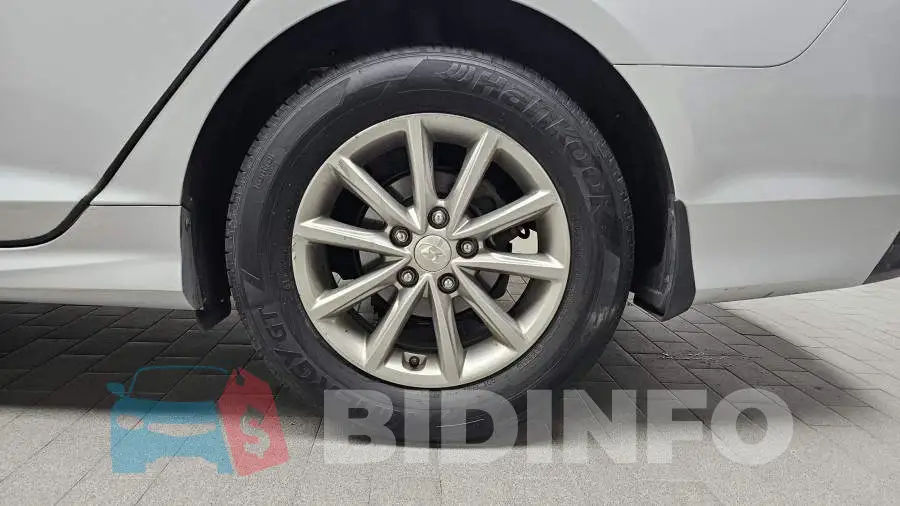 KMHE341DBJA385969 Photo# 5
