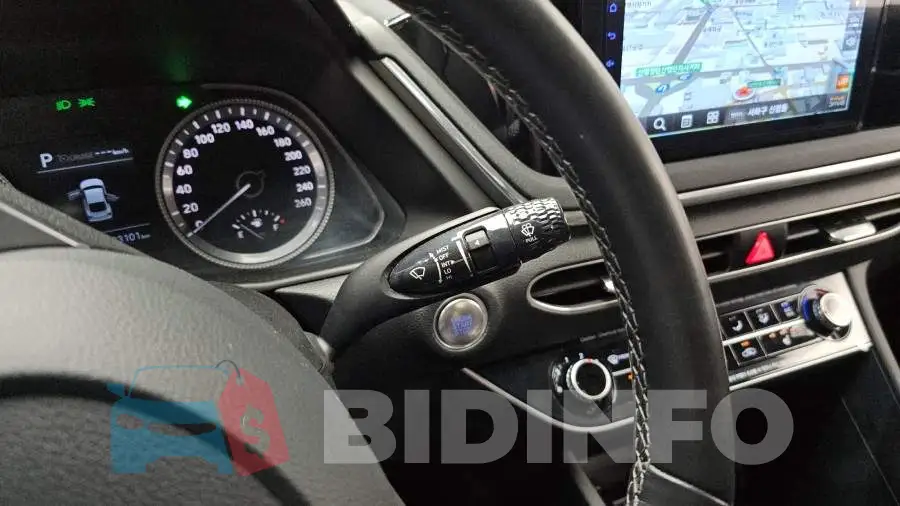 KMHL341DBMA122021 Photo# 17