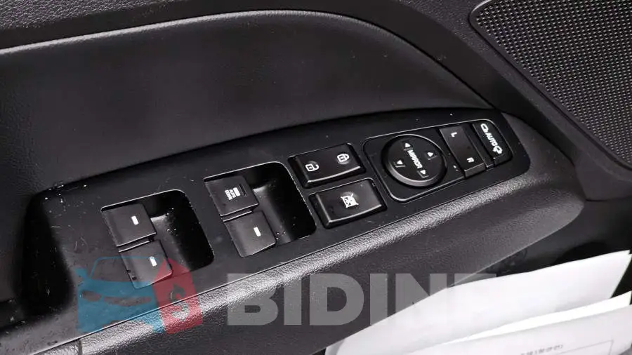 KMHD641DBJU577082 Photo# 19