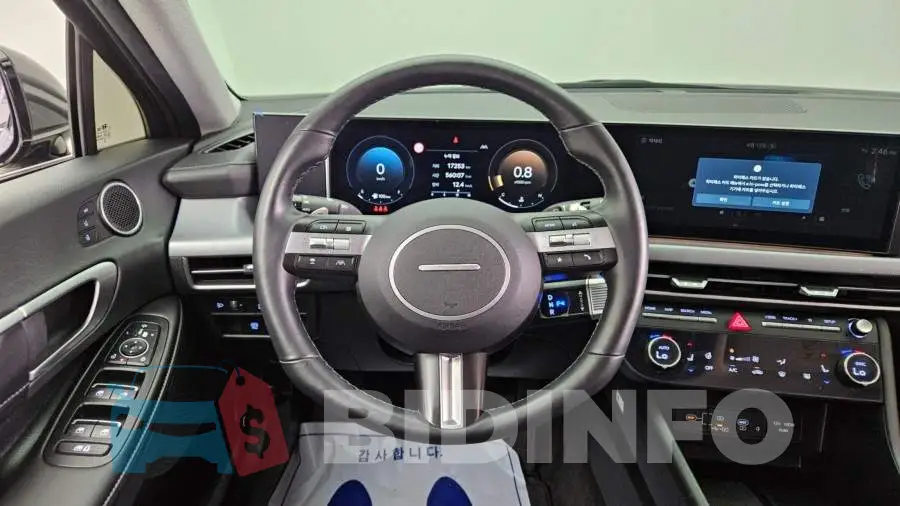 KMHL6412BRA358601 Photo# 13