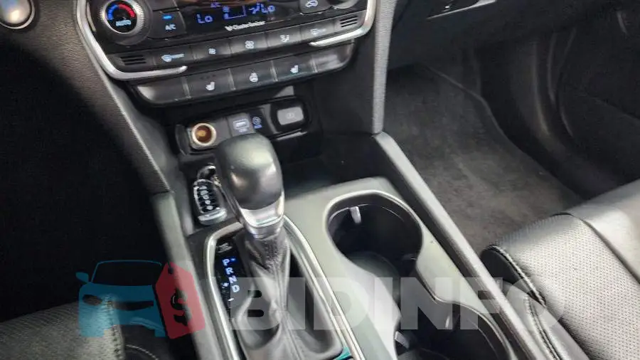 KMHS281ABLU217032 Photo# 9