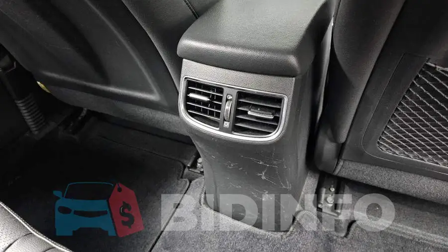 KMHD841UGGU114545 Photo# 31