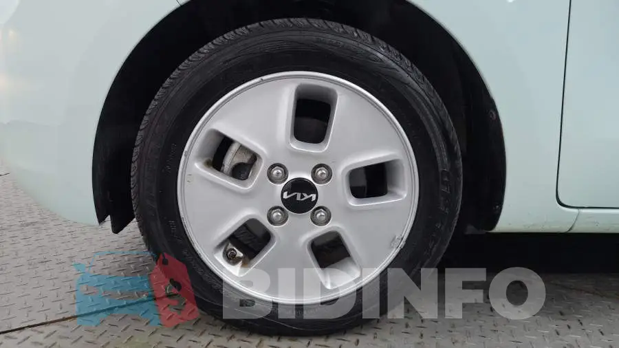 KNACJ811BNT278537 Photo# 5