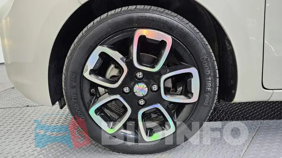 KNACK811BMT269647 Photo# 5