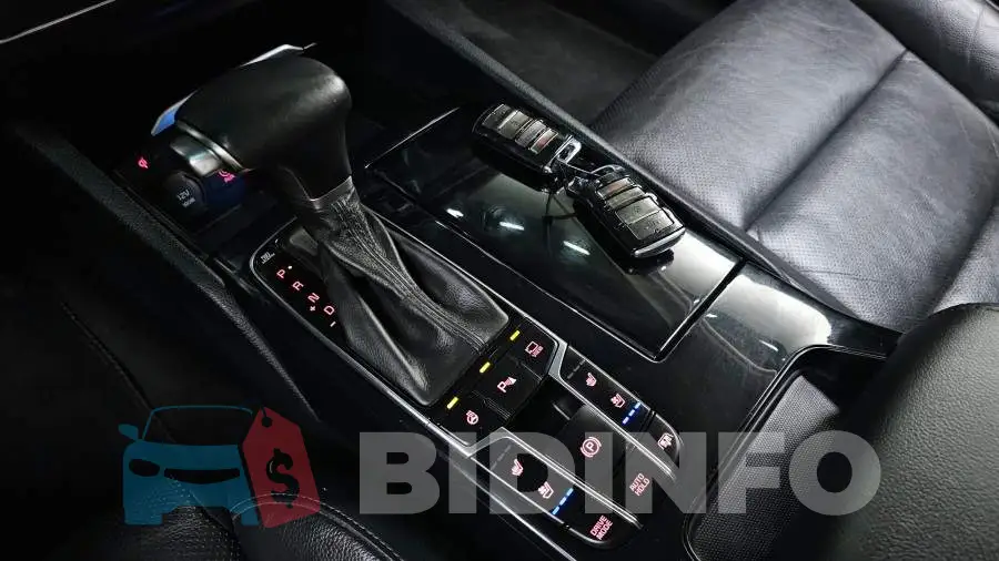 KNALB416BKA168970 Photo# 9