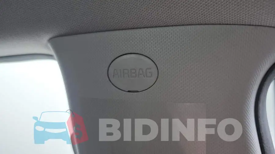 KNAPM813BMK898821 Photo# 30