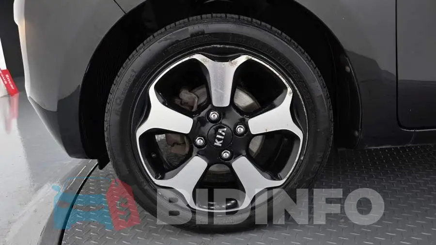 KNACK811BFT104021 Photo# 5