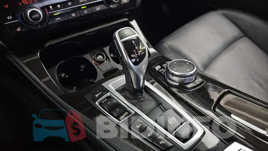 WBA5A7100FD816862 Photo# 9