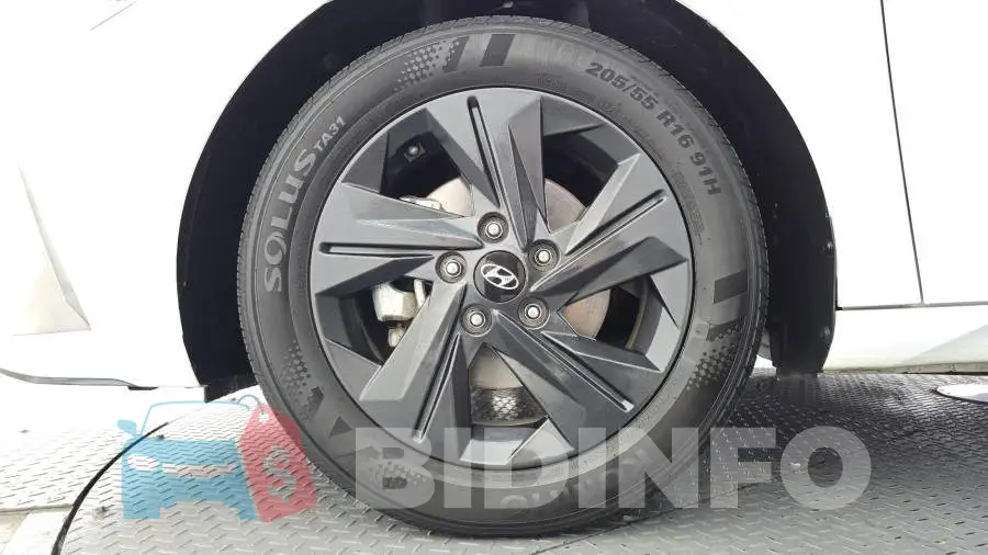 KMHLM41EEPU528239 Photo# 5