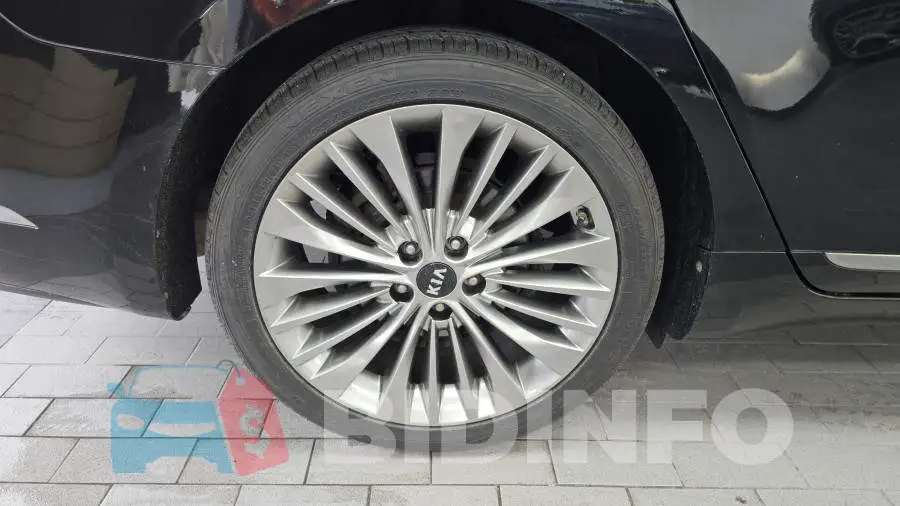 KNALB415BHA063823 Photo# 5