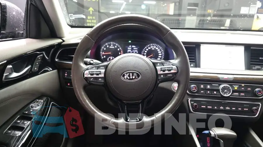 KNALB415BKA165929 Photo# 13