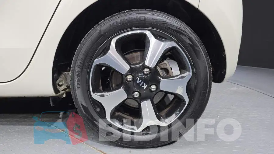 KNACK811BFT100701 Photo# 21