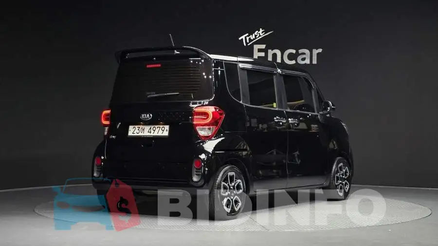 KNACK811BKT203378 Photo# 2