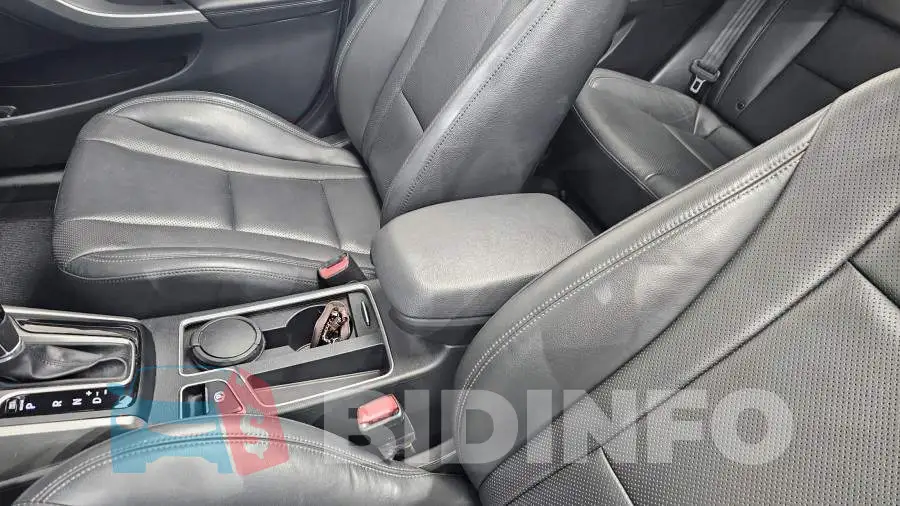 KMHD351UGGU298098 Photo# 29