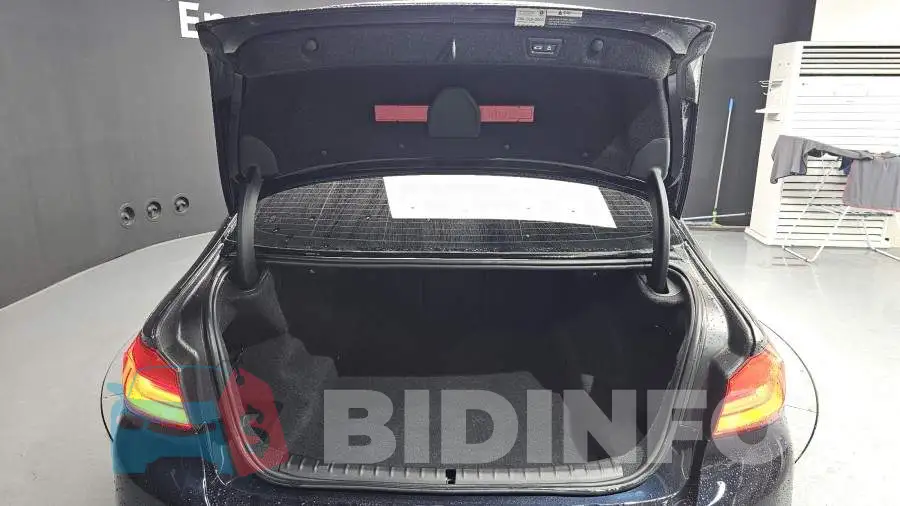 WBAJD7100KBM20183 Photo# 20