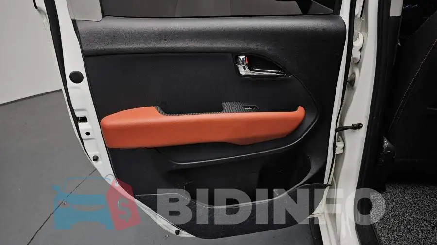 KNACK811BNT308821 Photo# 25