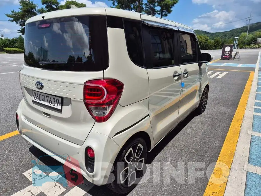 KNACK811BMT251736 Photo# 5