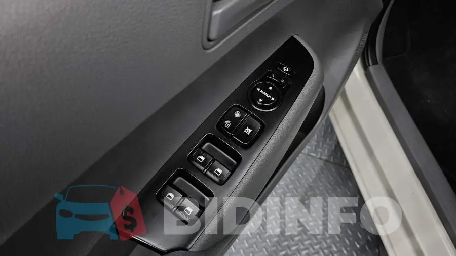 KNAB6511BKT511771 Photo# 13
