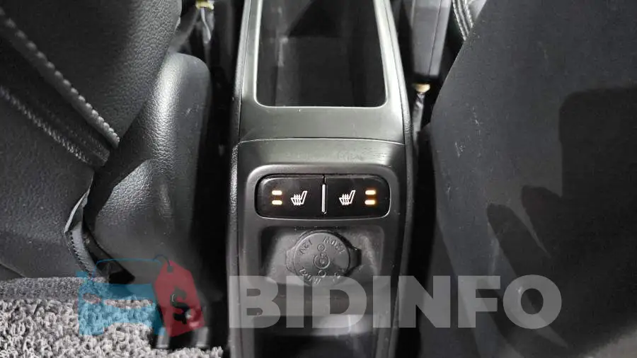 KNACJ811BNT292570 Photo# 19