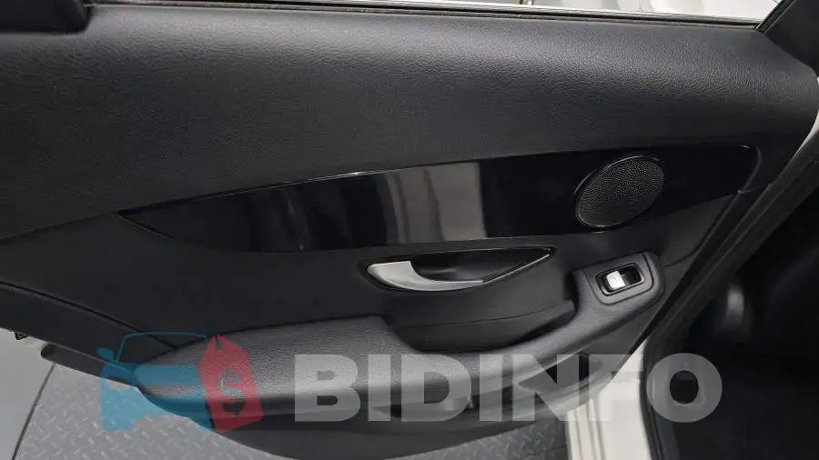 WDDWF4CB6GF221578 Photo# 25