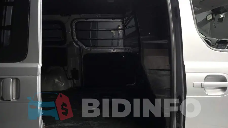 KMFWBX7KBLU129621 Photo# 12