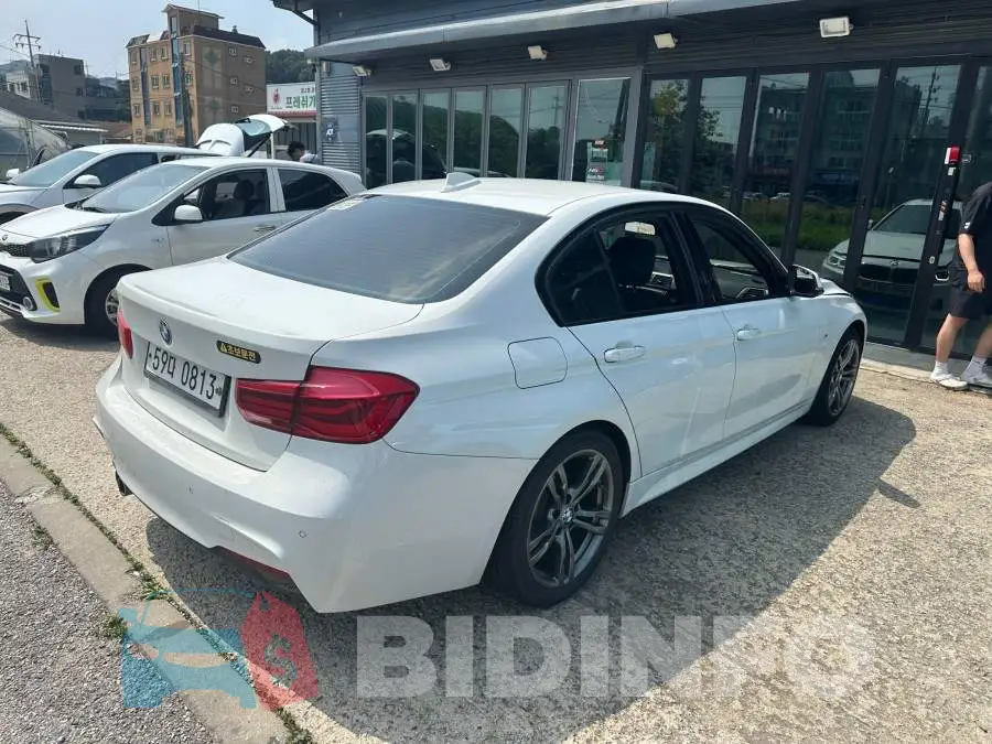 WBA8C5100GK633521 Photo# 2