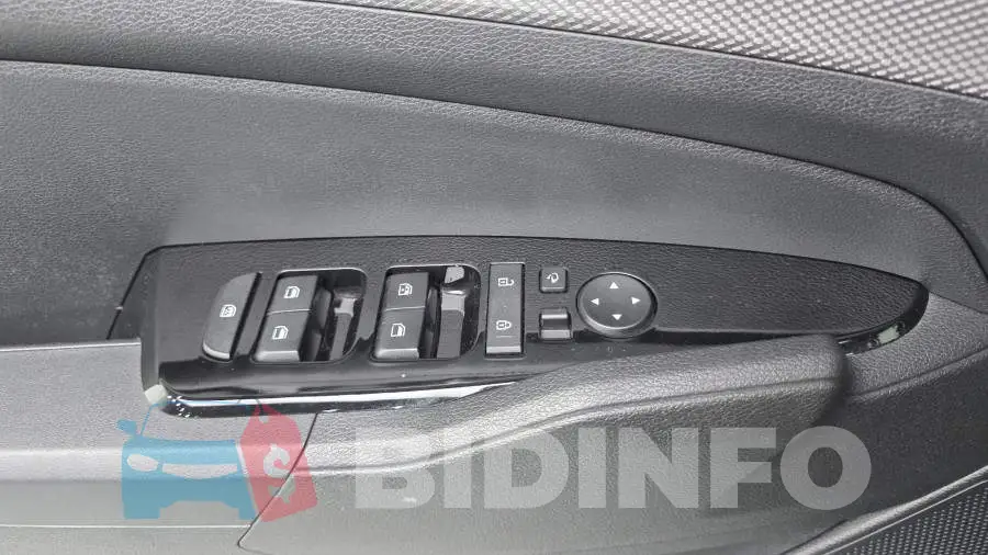 KNAPV81CBNK023607 Photo# 11